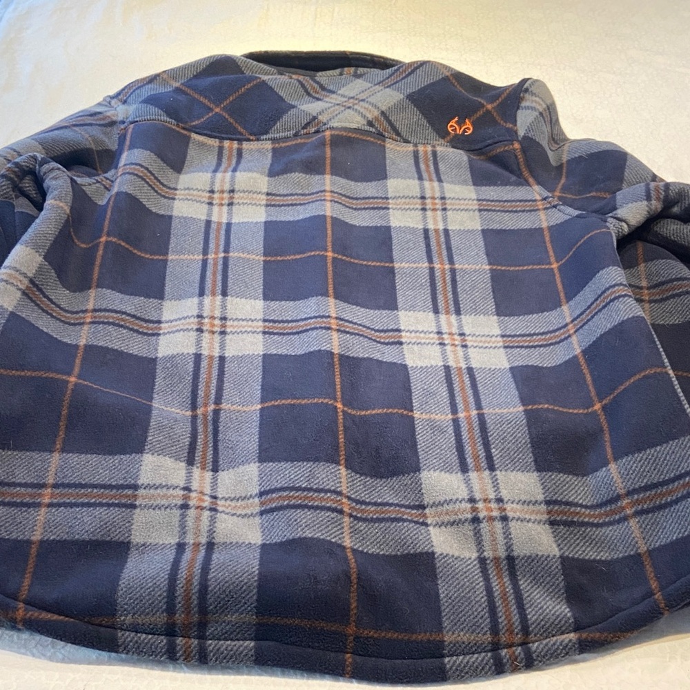 Realtree Blue and Gray Plaid Casual Button Down Shirt - Picture 5 of 13
